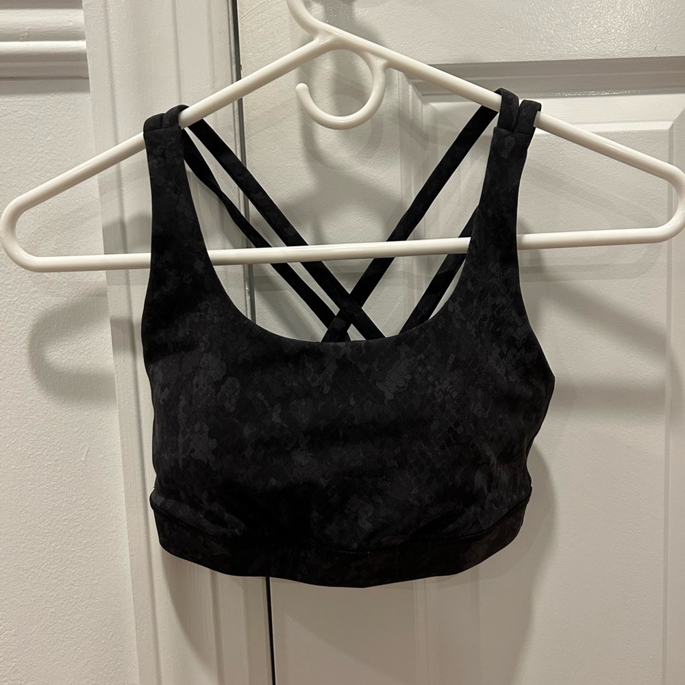 *UNWORN* lululemon size 4 Energy Sports Bra